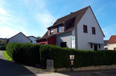 Freistehendes Einfamilienhaus in ländlicher Umgebung - Hohenstein