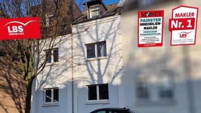 ++ Charmantes Wohnhaus mit Baugrundstück für ein Einfamilienhaus ++