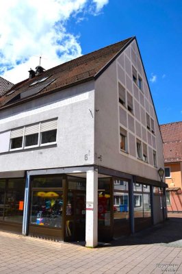 Mehrfamilienhaus in zentraler Lage von Oberndorf