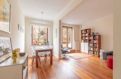 Altbau, Charme, Lage! Helle 3-Zimmer-Wohnung im Winterhude
