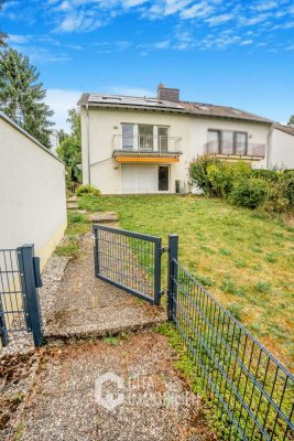 Modernisierte Doppelhaushälfte mit Garten & Garage in Frankfurt-Bergen-Enkheim
