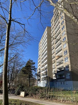 Helle 2-Zimmer-Wohnung - hoch über den Dächern von Kaiserslautern mit toller Süd-Fernsicht