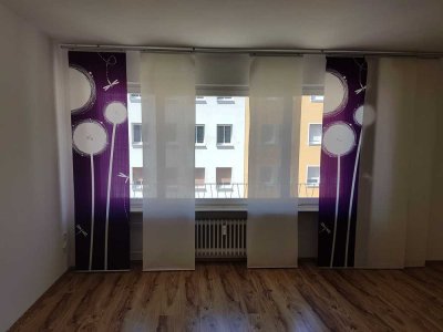 Zentral gelegene, helle 1-Zimmer-Wohnung zwischen Uni, Ohm, Musikhochschule und Wöhrder See