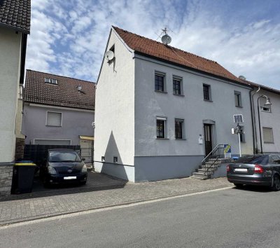 Profi Concept: Zwei Häuser - eine Chance: Zweifamilienhaus mit vermietetem Einfamilienhaus