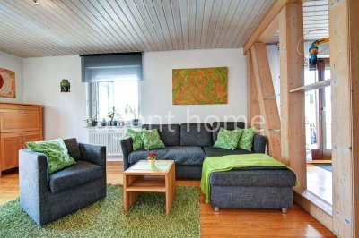 MÖBLIERT - GEMÜTLICH WOHNEN - 3-Zimmer-Wohnung mit großem Balkon
