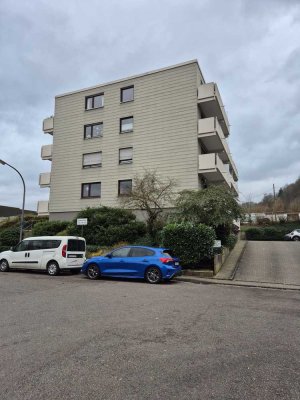 Eine gemütliche vermietete 2-Zimmerwohnung, Irgenhöhe (kein Hochhaus) zu verkaufen.