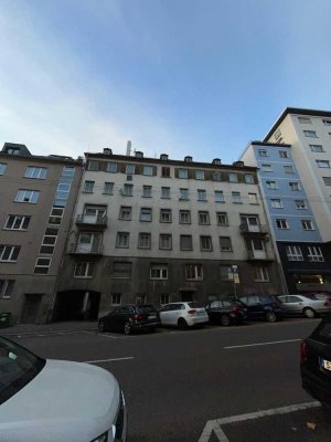 14 Parteienhaus in Stuttgart-West mit besten Entwicklungsmöglichkeiten