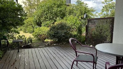 Vollständig renovierte Terrassenwohnung mit zwei Zimmern und Einbauküche in Bochum