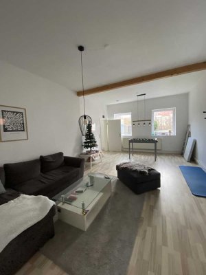 Helle 4-Zimmer-Wohnung in zentraler Lage von Neumünster