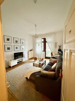 Wunderschöne Altbauwohnung in zentraler Lage