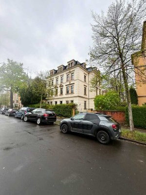 Charmante 1-Zimmer-Wohnung in begehrter Striesener Lage – Ideal für Singles & Studenten
