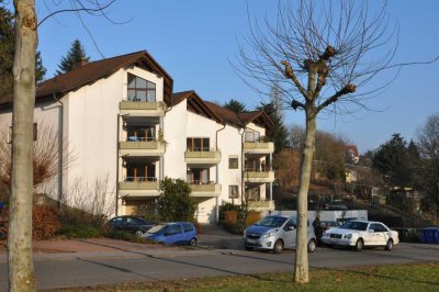 geräumige und gepflegte 3-Zimmer-Wohnung mit Balkon in Grünberg