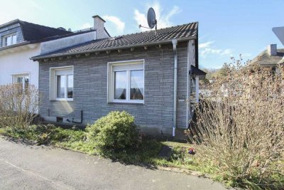 Vermietetes und gepflegtes Haus in Rheinnähe in Bad Godesberg - Mehlem