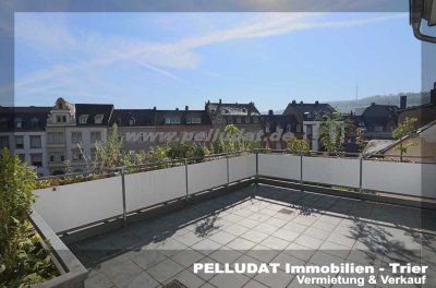 Trier-Alleenring: 5 ZKB-Maisonette-Wohnung mit einzigartigem Studio, Balkon und PKW-Stellplatz