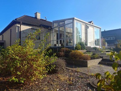 Heiligensee - Einfamilienhaus mit idyllischen Garten in Wald- und Wassernähe