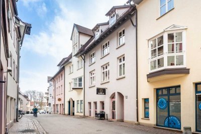 Stadtwohnung mit Balkon und Tiefgaragenstellplatz – Leben in zentraler Lage