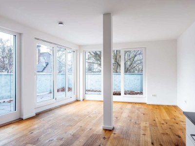 Hochwertig und frisch renoviert. Stilvolle Maisonette mit Blick über die Stadt.