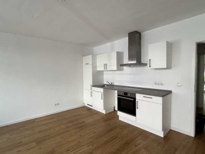 Möblierte 2,5-Zimmer-Terrassenwohnung & Balkon fußläufig zur Elbe!