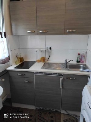 Möblierte Einzimmerwohnung - bestens geeignet für Singles und Studenten - perfekte Verkehrsanbindung