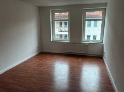 Helle 2-Zimmer Wohnung in der GutsMuths-Str. zur Miete