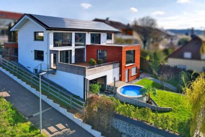 Licht. Weite. Lebensqualität - Familiendomizil mit Panoramablick und Pool