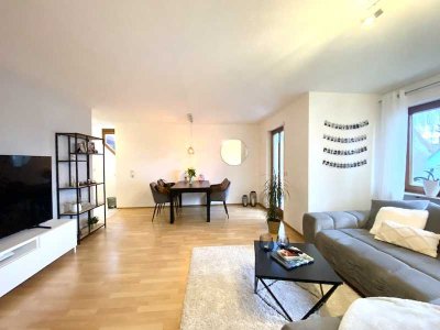 Traumhafte 2-Zimmer-Wohnung mit zwei Balkonen am Dorfplatz von Schlier