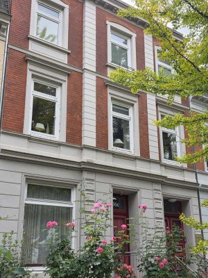 Außergewöhnliche 4-Zimmer Wohnung mit Balkon in bevorzugter Lage in Lübeck St. Gertrud