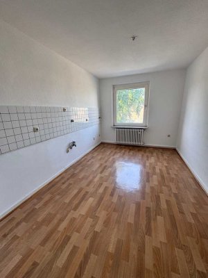 Schöne 2,5 Raum Wohnung in Neudorf
