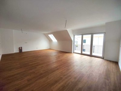 Einzug sofort!  Zauberhafte 3-Zi.-Maisonette-Wohnung zum Wohlfühlen! (WE7) Nur 0,5% Courtage!