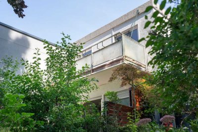 Seltene Gelegenheit: Waldrandlage! Reihenhaus mit Blick ins Grüne & viel Potenzial