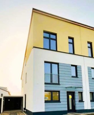 Erstbezug in moderne Doppelhaushälfte in bester Lage in Brühl