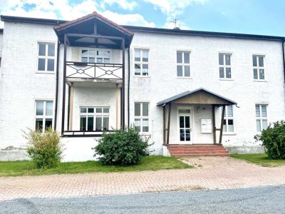 Sonnige Eigentumswohnung im 1. OG eines Sechsfamilienhauses in der schönen Feldberger Seenlandschaft