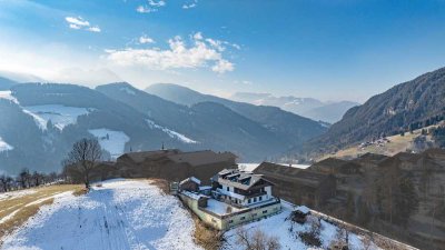 Anwesen mit einer der größten privaten Schutzanlage in Europa - Zwischen Tegernsee & Kitzbühel