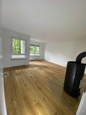 Erstbezug nach Sanierung: attraktive 3-Zimmer-Wohnung mit EBK und Balkon in Stuttgart