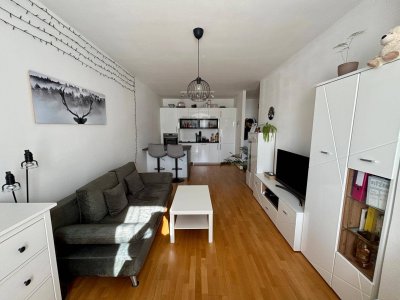 Charmante 2-Zimmer-Erdgeschosswohnung mit Wohnküche