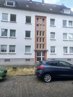 ""schöne 2,5 ETW-Wohnung mit Balkon""