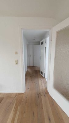 Sanierte 2-Raum-Wohnung mit Einbauküche in Waiblingen-Neustadt