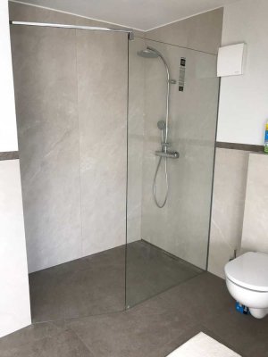 Schöne und modernisierte 3-Zimmer-Dachgeschosswohnung mit gehobener Innenausstattung in Battenberg