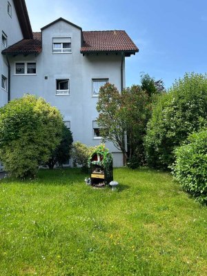 2 Wohnungen in einem Aufgang in einer sehr gepflegten Wohnanlage am Ortsrand