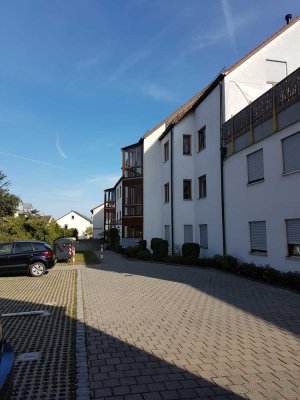 Ruhige gepflegte 3-Zimmer-Wohnung mit Blk/TG Zentrumsnah in Gersthofen