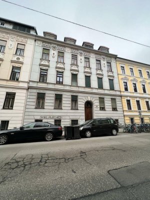 +Provisionsfrei+ Jakomini/Steyrergasse - Charmante Eigentumswohnung mit Blick auf Schlossberg - Ideal für Eigennutzer oder Anleger