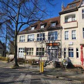 Wohnung in ruhiger grüner Lage in Hellersdorf zu vermieten