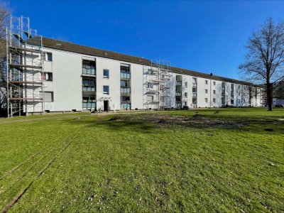 Geräumige 3,5-Zi.-Wohnung mit Balkon!