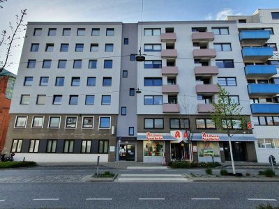 2 Minuten bis zur Hochschule! Renovierte 1-Zimmer-Wohnung mit neuer Einbauküche und Balkon