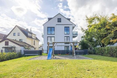 **CHARMANTE 3-Zi-TERRASSENWOHNUNG mit traumhaftem GARTEN – Ruhig und gut angebunden**