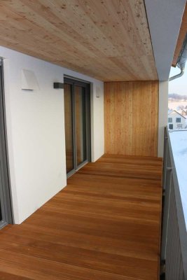 schöne 3-Zimmer-Wohnung im 2. Stock mit großen Balkon
