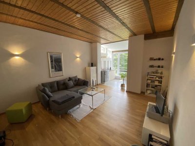 Charmante 3Zi Altbauwohnung mitten in Bredeney