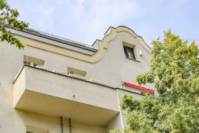 Großzügig wohnen im Wedding: 4 Zimmer, Balkon, Sauna & viel Potenzial