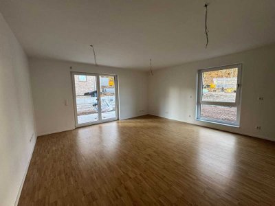 Moderne Erdgeschosswohnung mit Terrasse