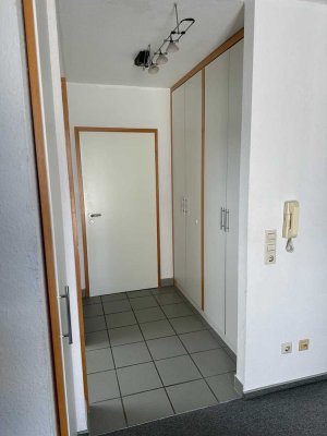 Exklusive 1-Raum-DG-Wohnung in Burgrieden
